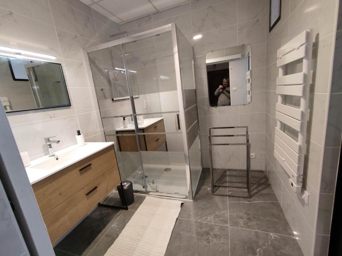 Au Bonheur Des Ruelles Bed & Breakfast มงปาซิเยร์ ภายนอก รูปภาพ